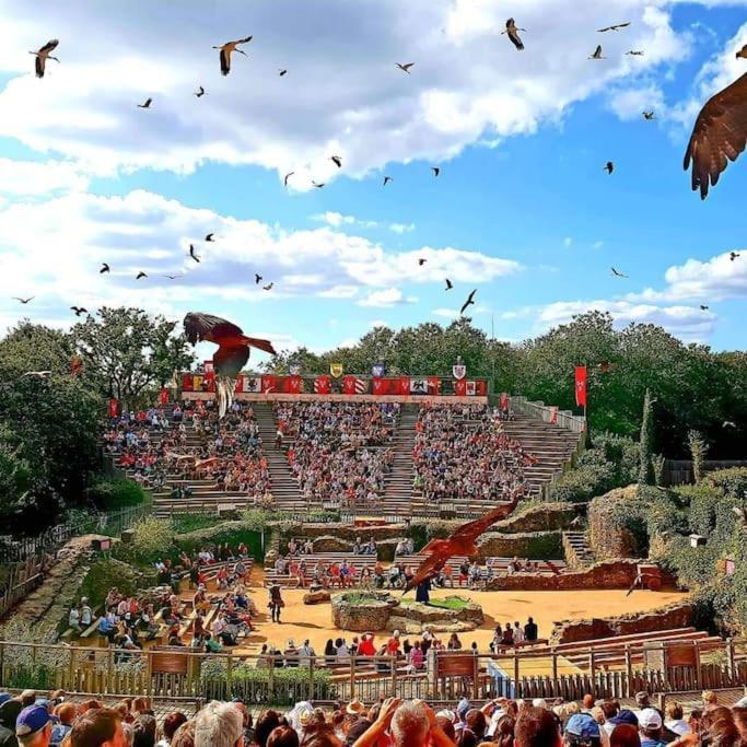L'Ange Gite De Groupe Proche Du Puy Du Fou Sevremont Exterior foto